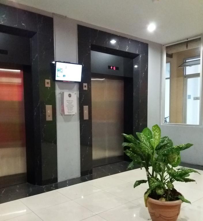 Ananda Apartments @ Suites Metro Cicadas Exterior foto